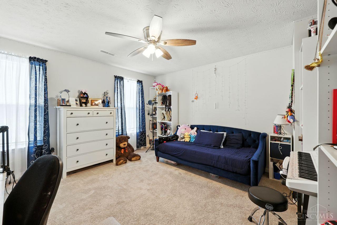 7113 Shady Brook Bend