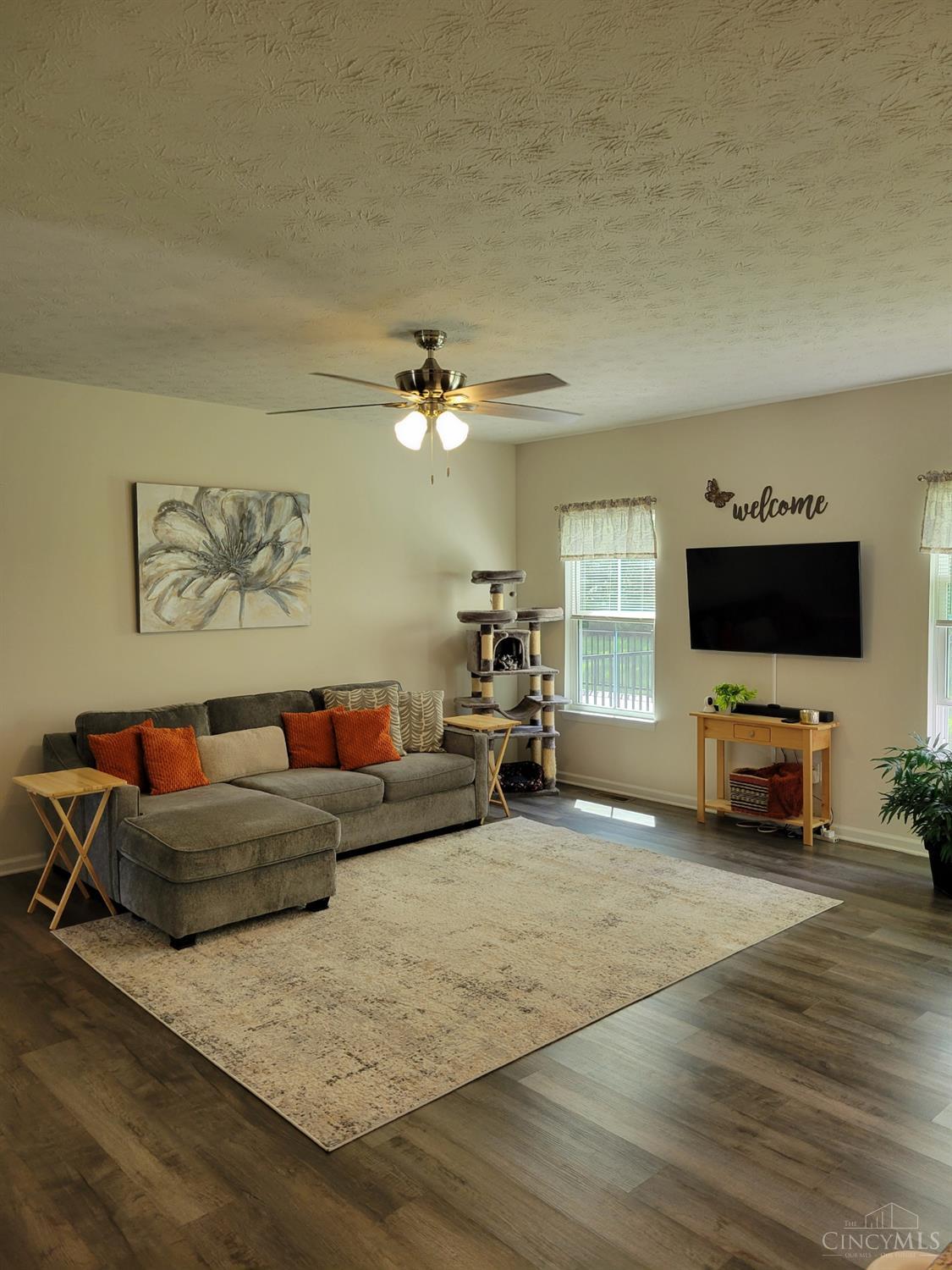 7113 Shady Brook Bend