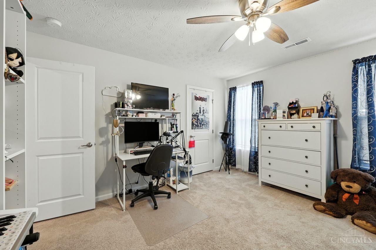 7113 Shady Brook Bend