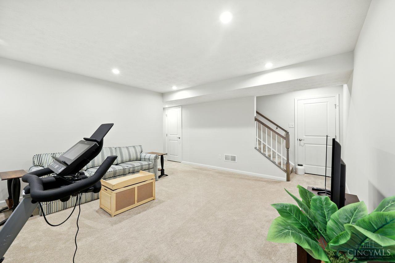 7113 Shady Brook Bend
