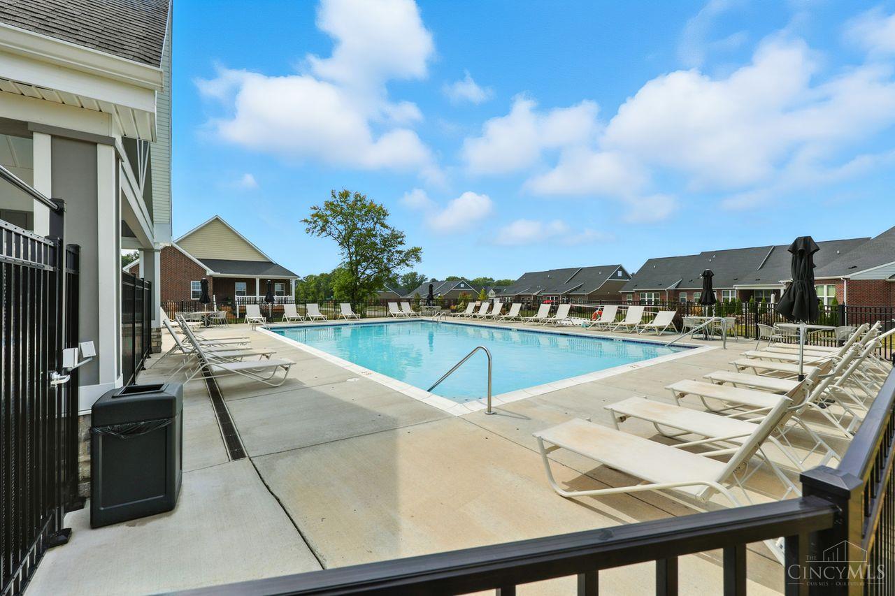 7113 Shady Brook Bend