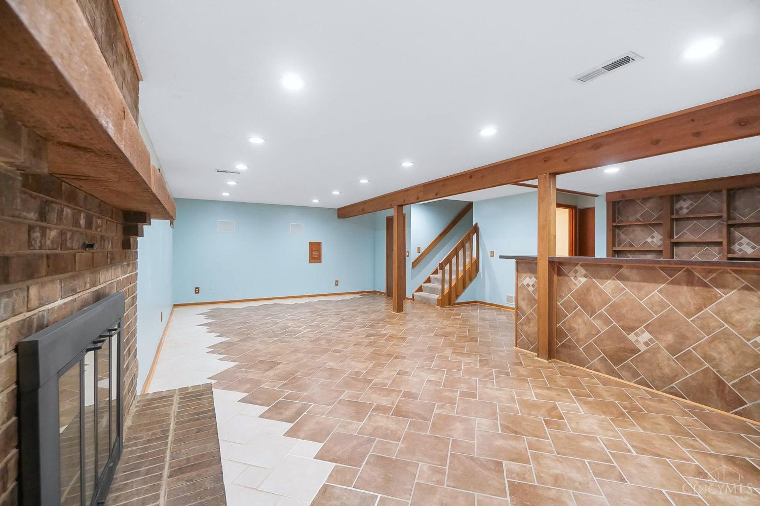 3129 Triplecrown Drive