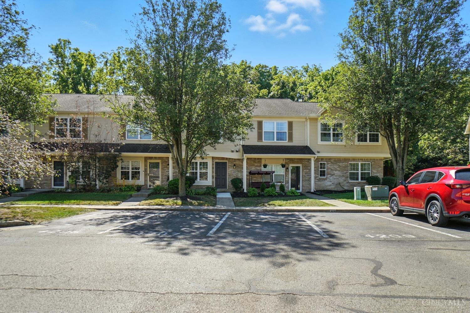 4207 Spyglass Hill