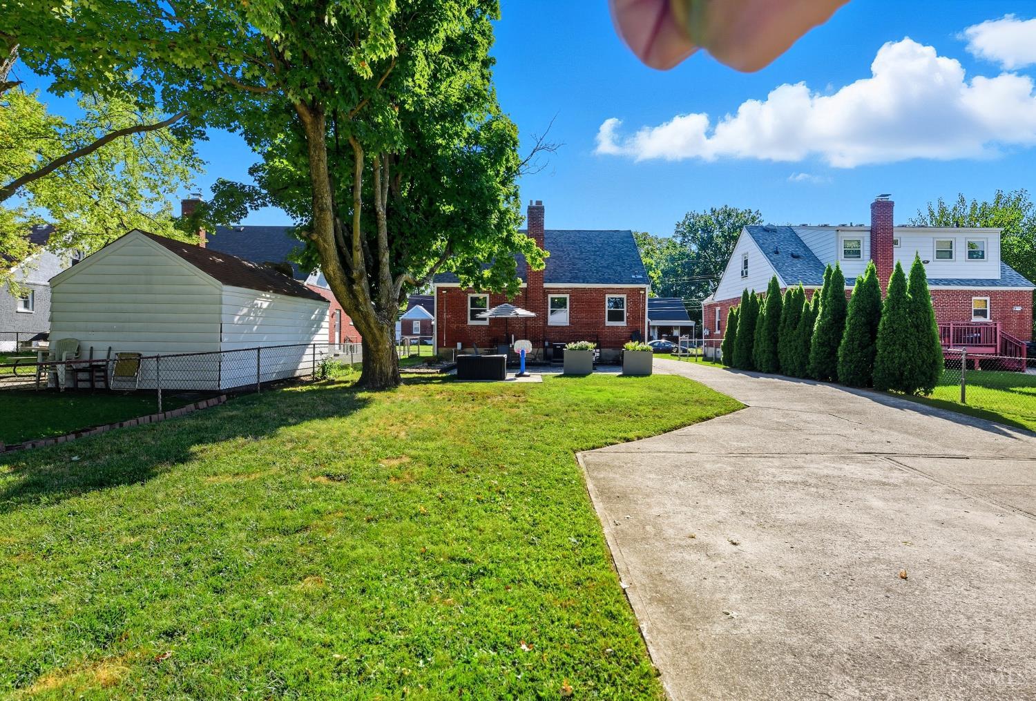 6909 Lois Drive