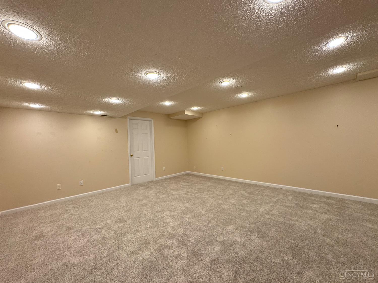 7986 Tylers Way