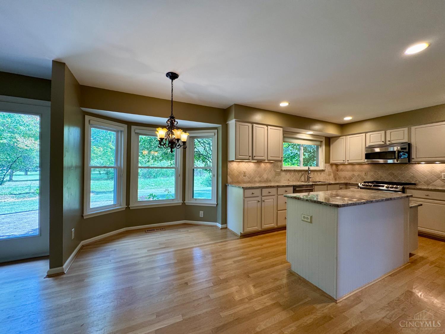 7986 Tylers Way