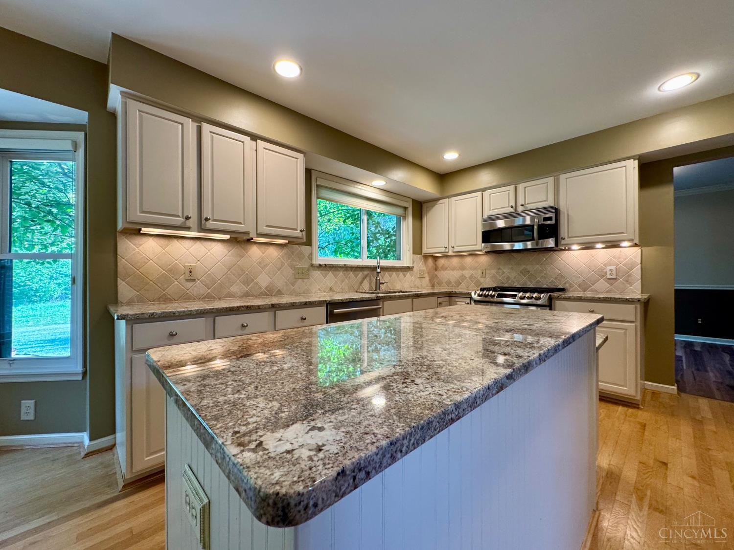 7986 Tylers Way