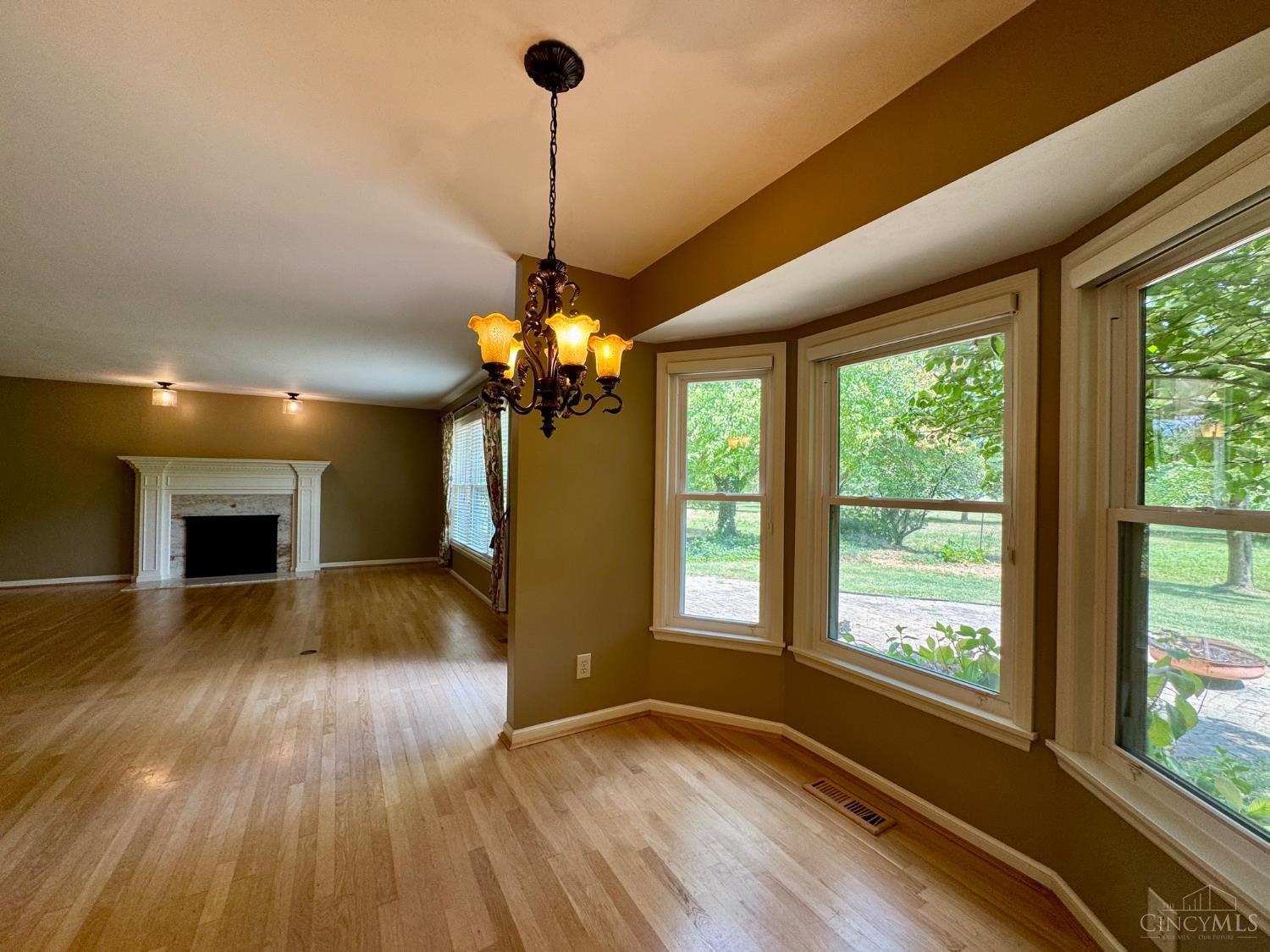 7986 Tylers Way