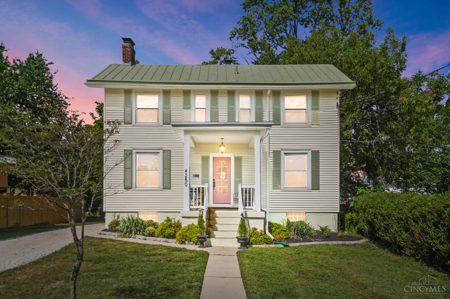 4250 Schenck Avenue