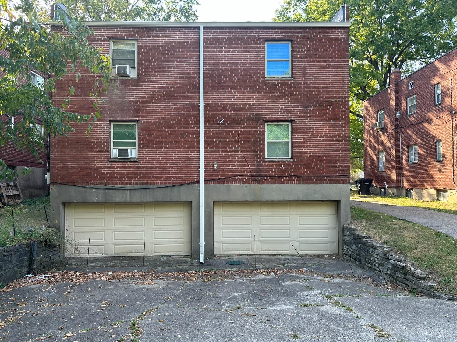 7110 Eastlawn Drive