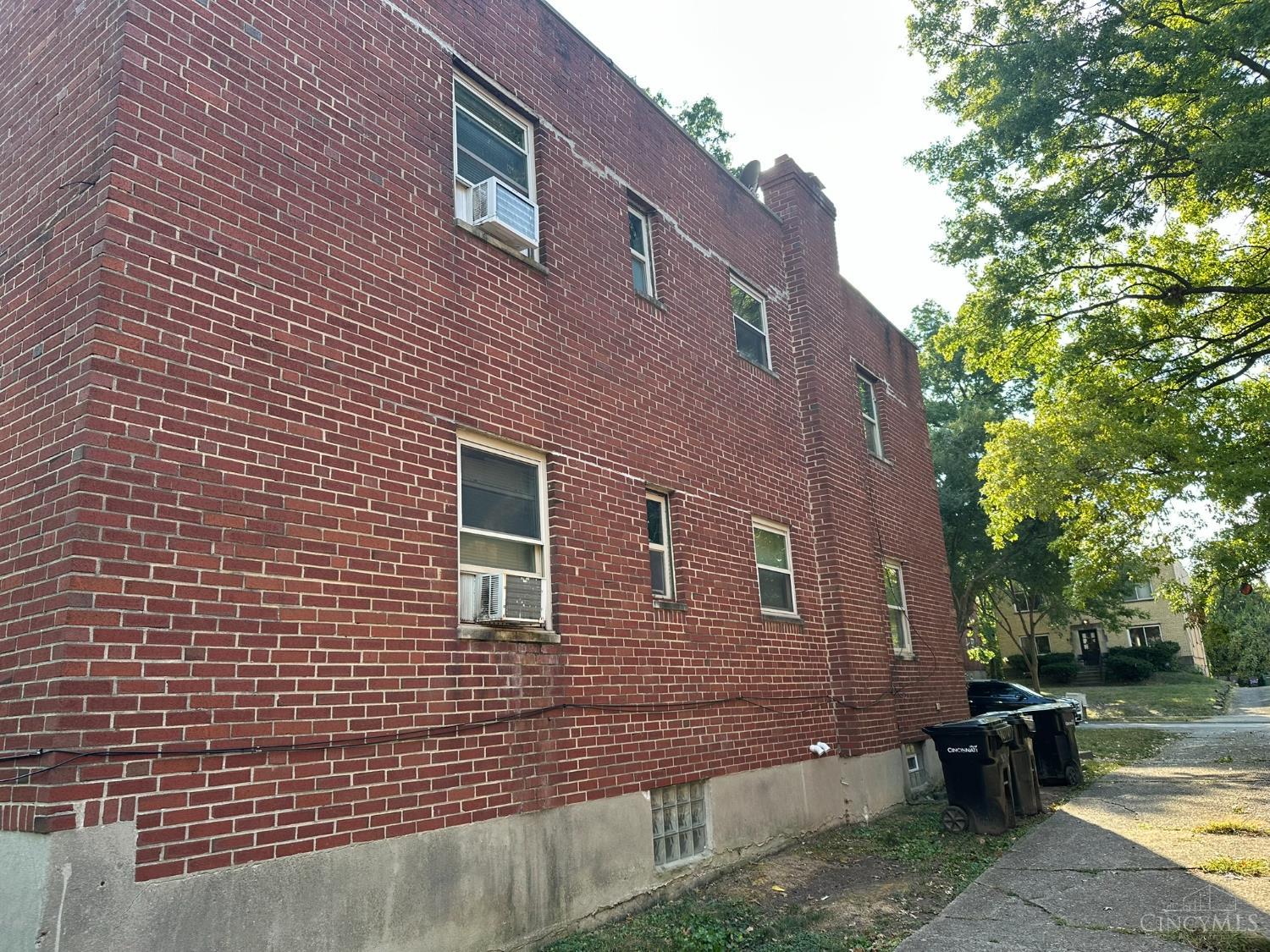 7110 Eastlawn Drive