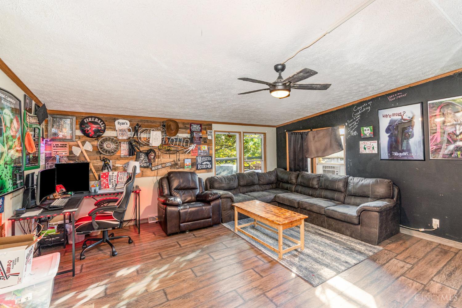 9454 E Deadfall Road