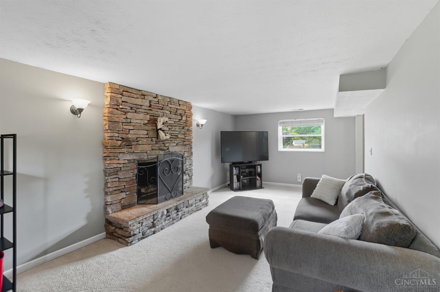 5954 Ricky Drive