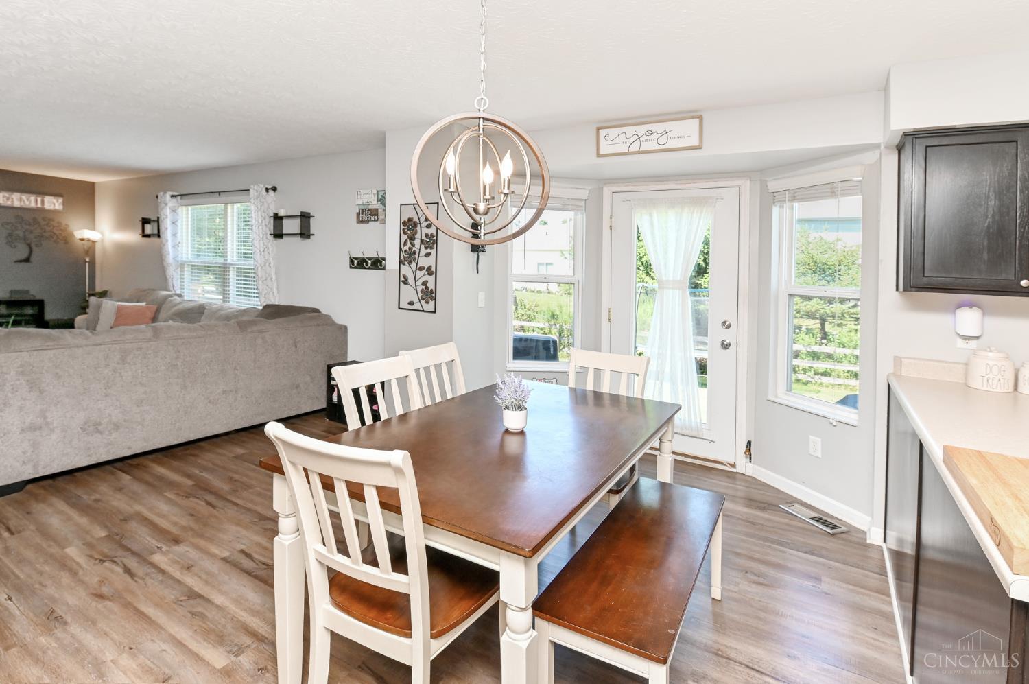 5717 Pepperridge Court