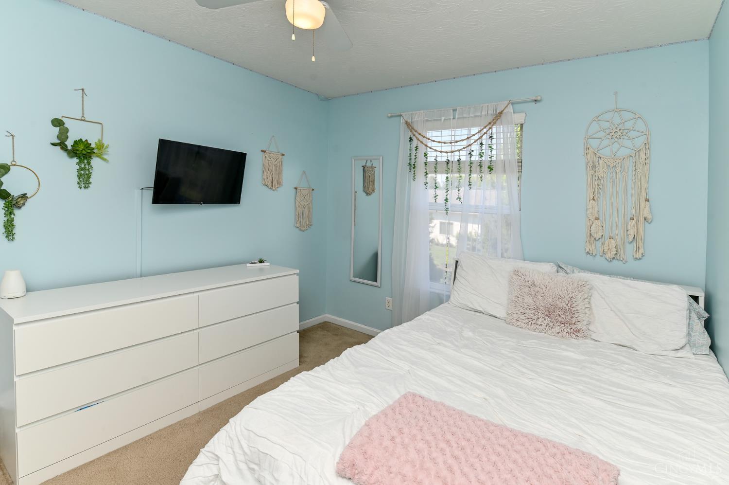 5717 Pepperridge Court