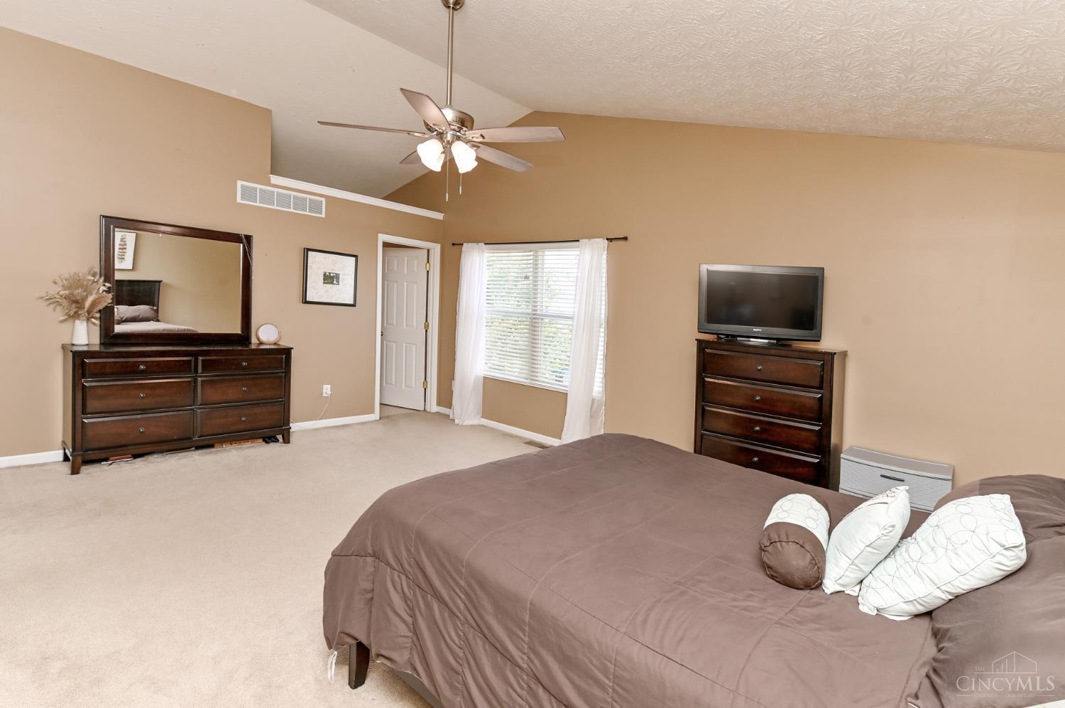 5717 Pepperridge Court