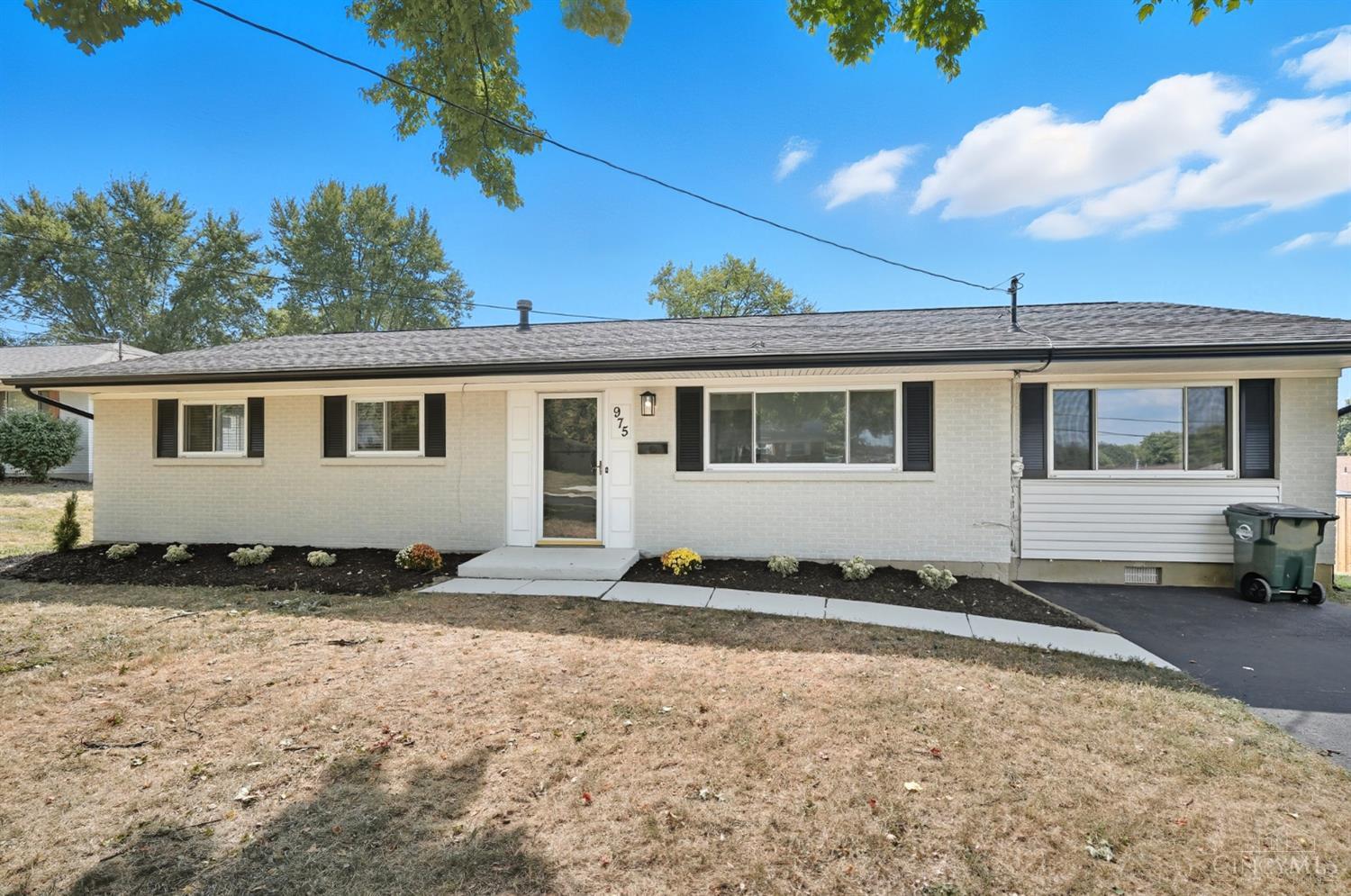 975 Vassar Court