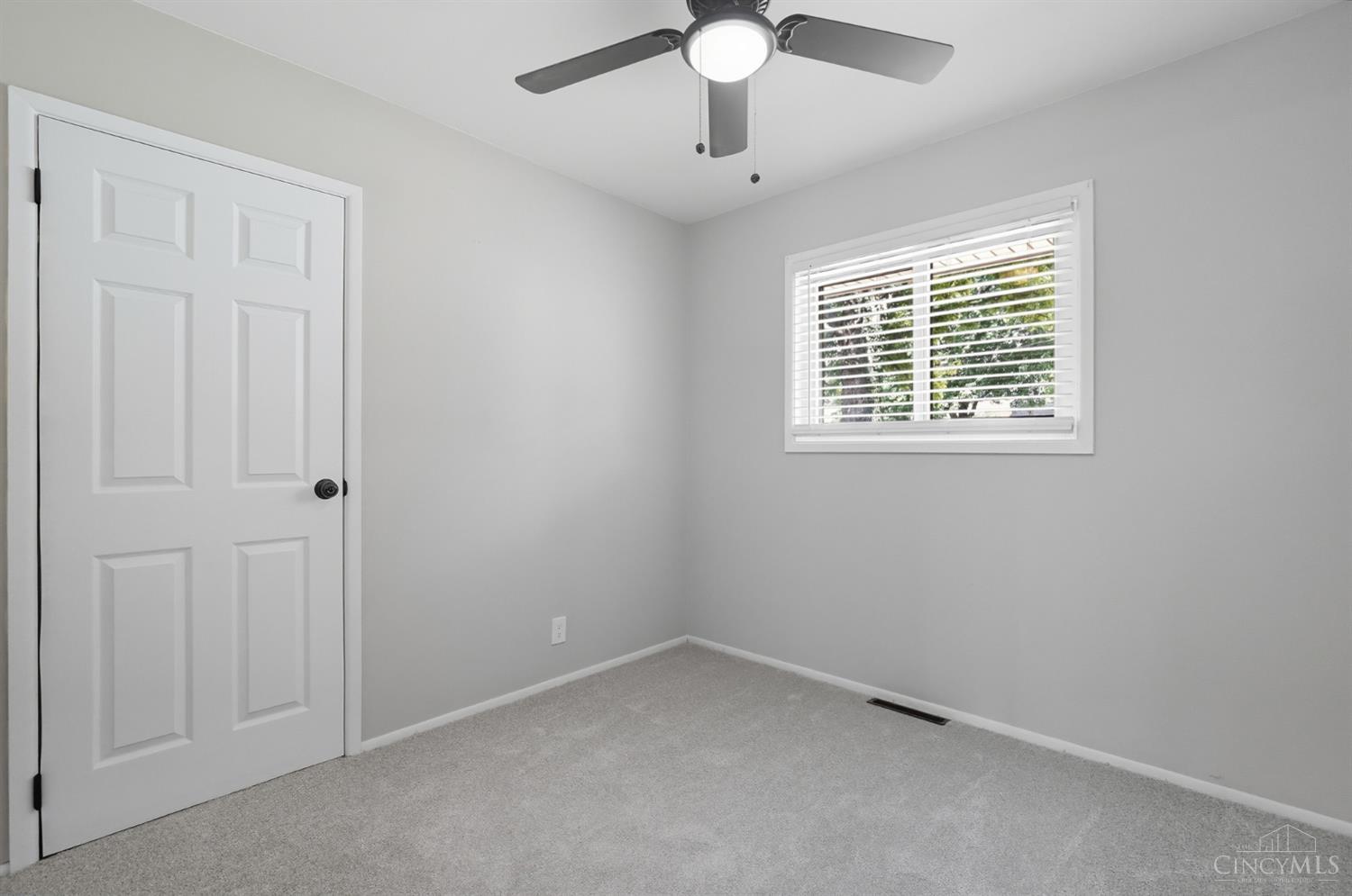 975 Vassar Court