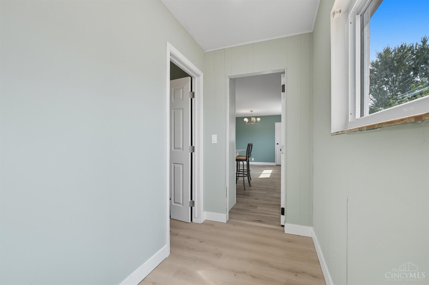 975 Vassar Court