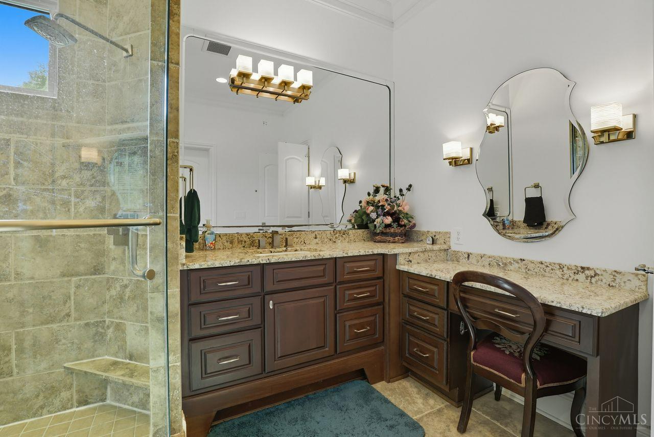 5369 North Shore Place