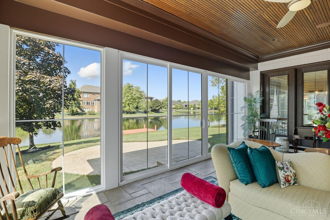 5369 North Shore Place