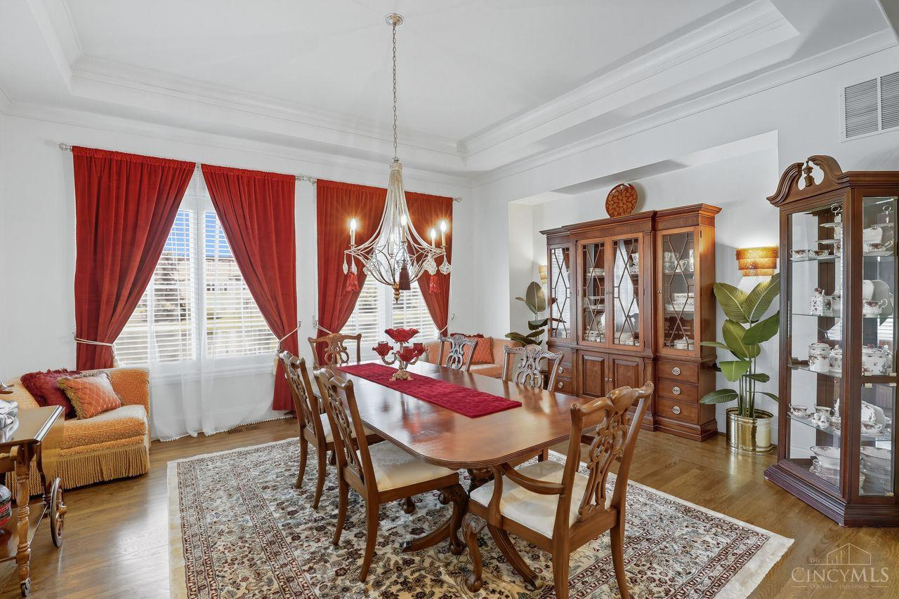 5369 North Shore Place