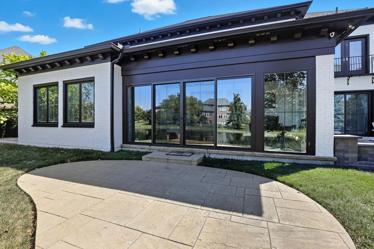 5369 North Shore Place