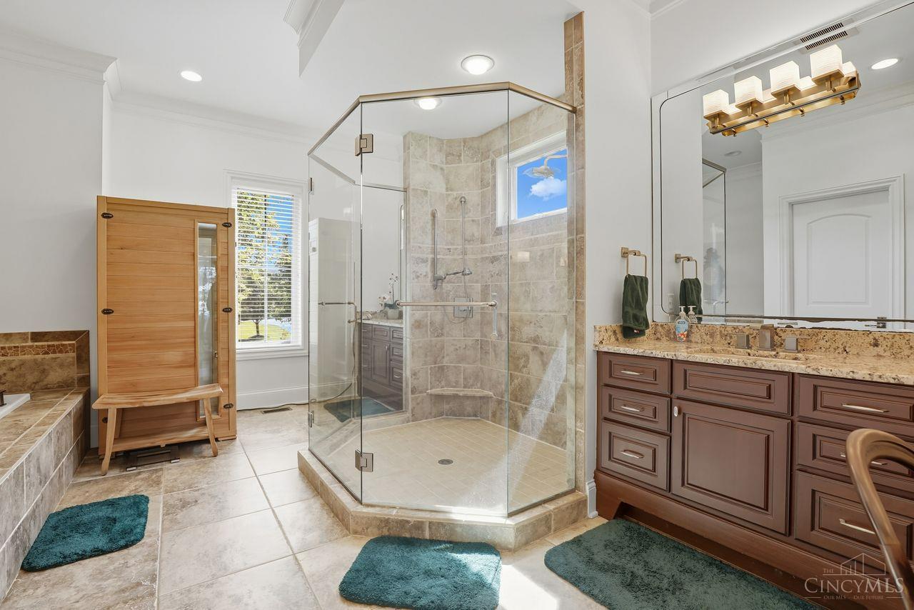 5369 North Shore Place