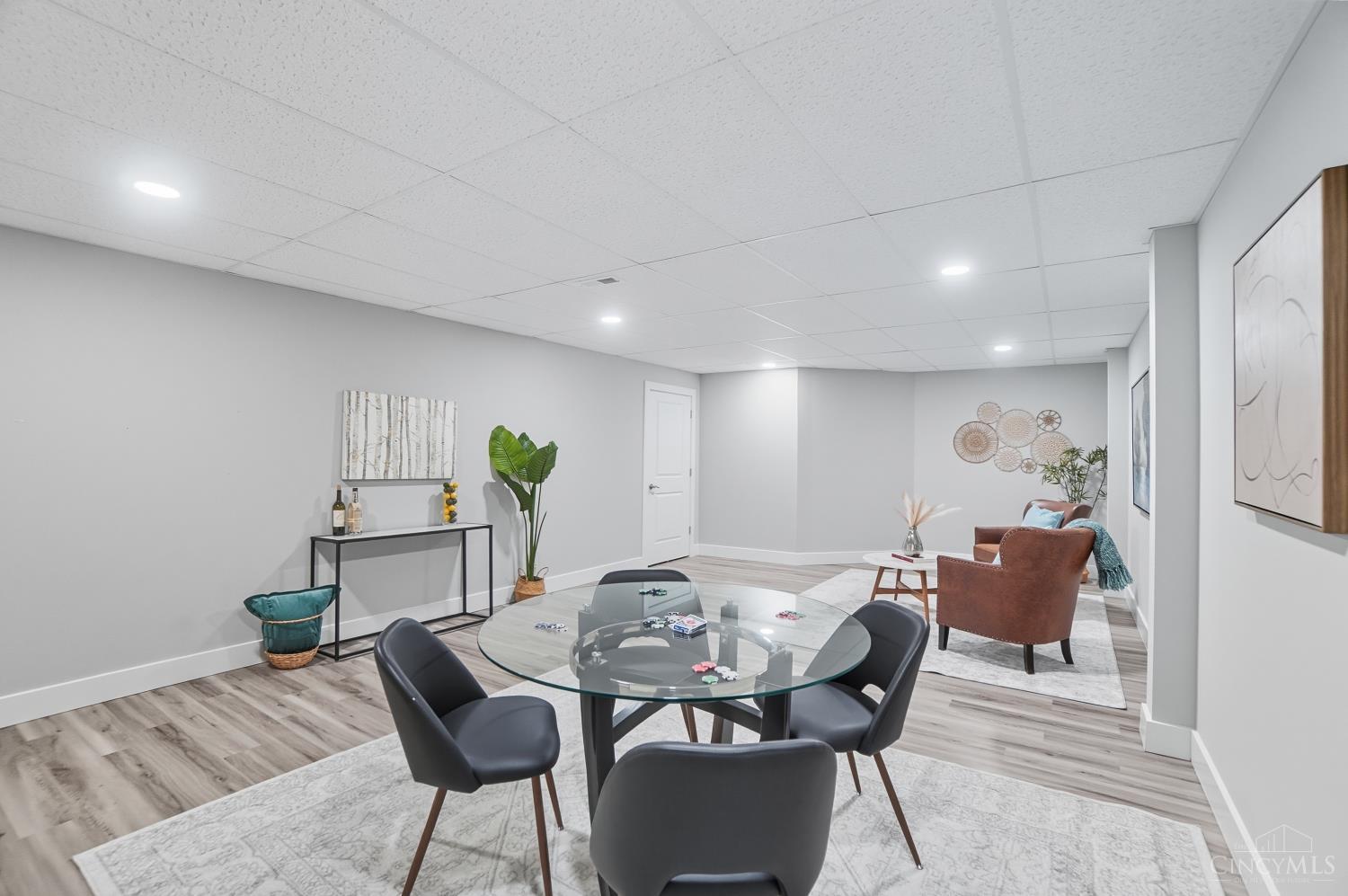 5895 Springview Circle