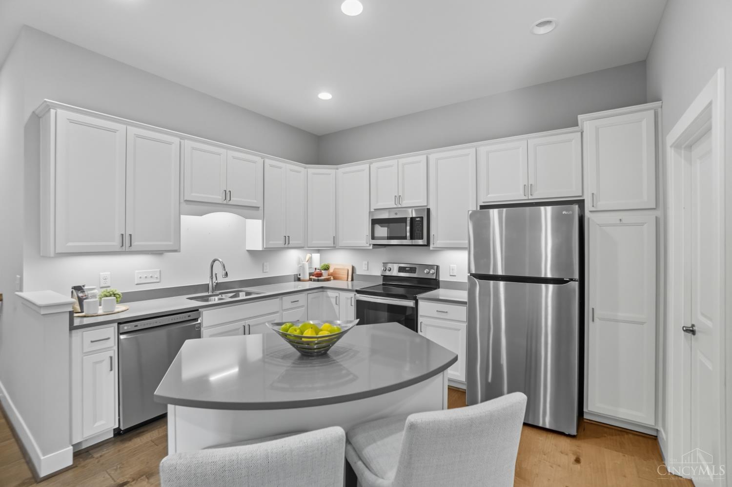 5895 Springview Circle