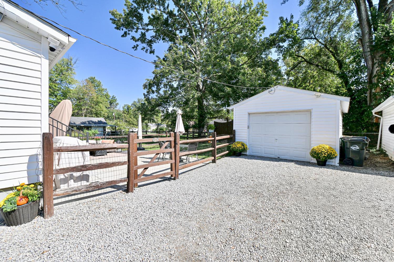 345 Cedar Drive