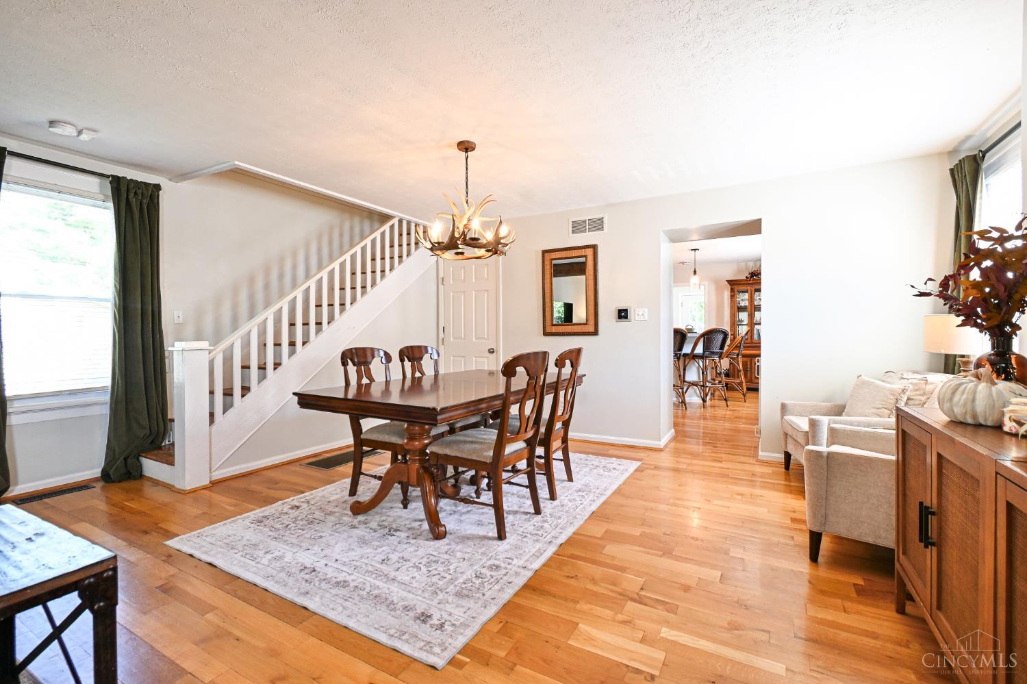 345 Cedar Drive