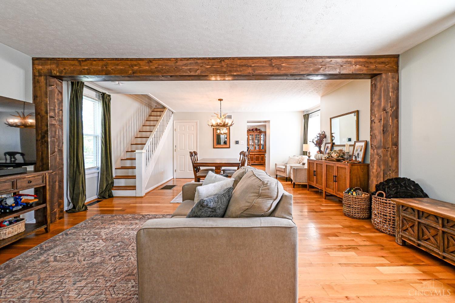345 Cedar Drive
