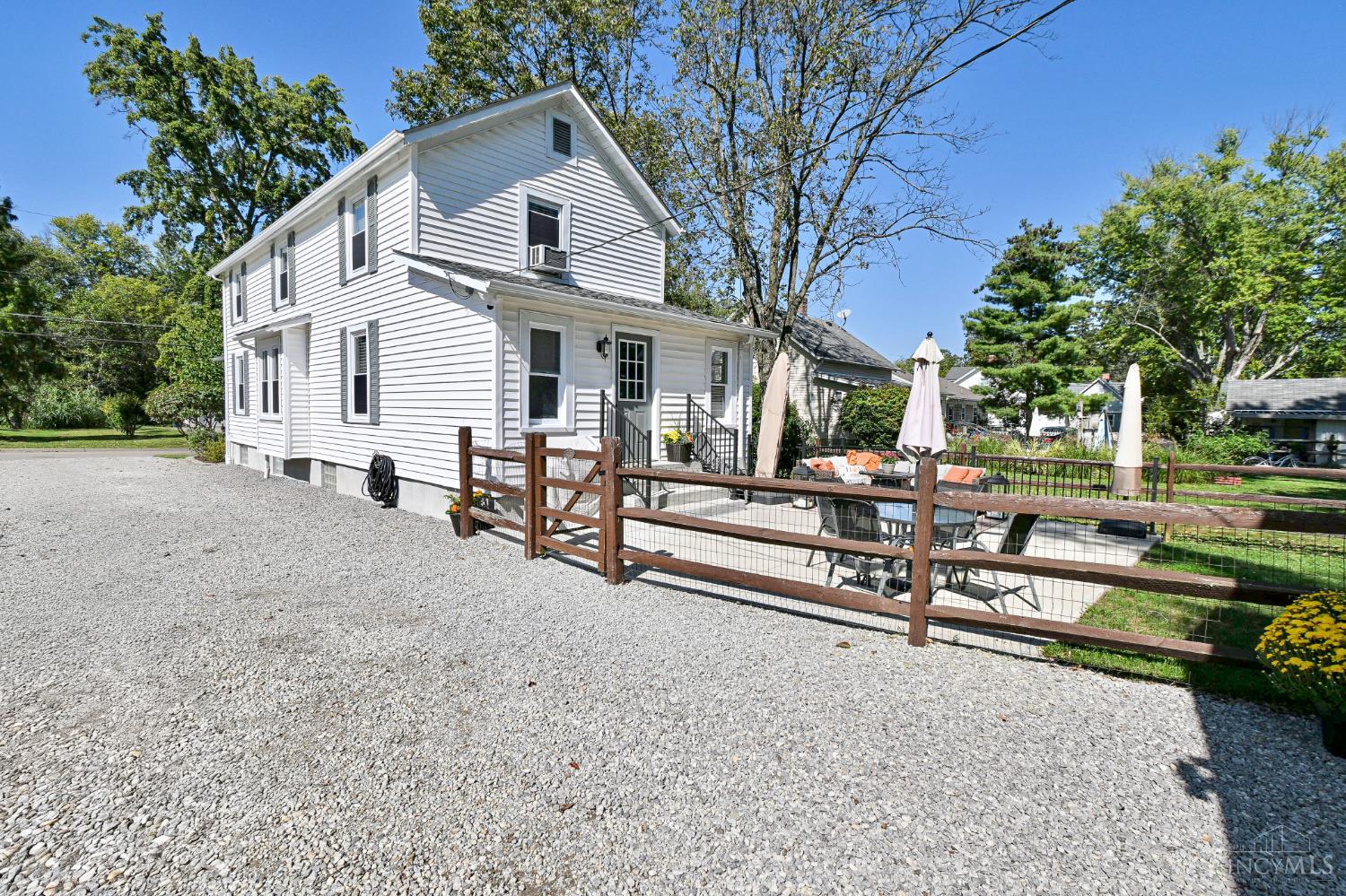 345 Cedar Drive