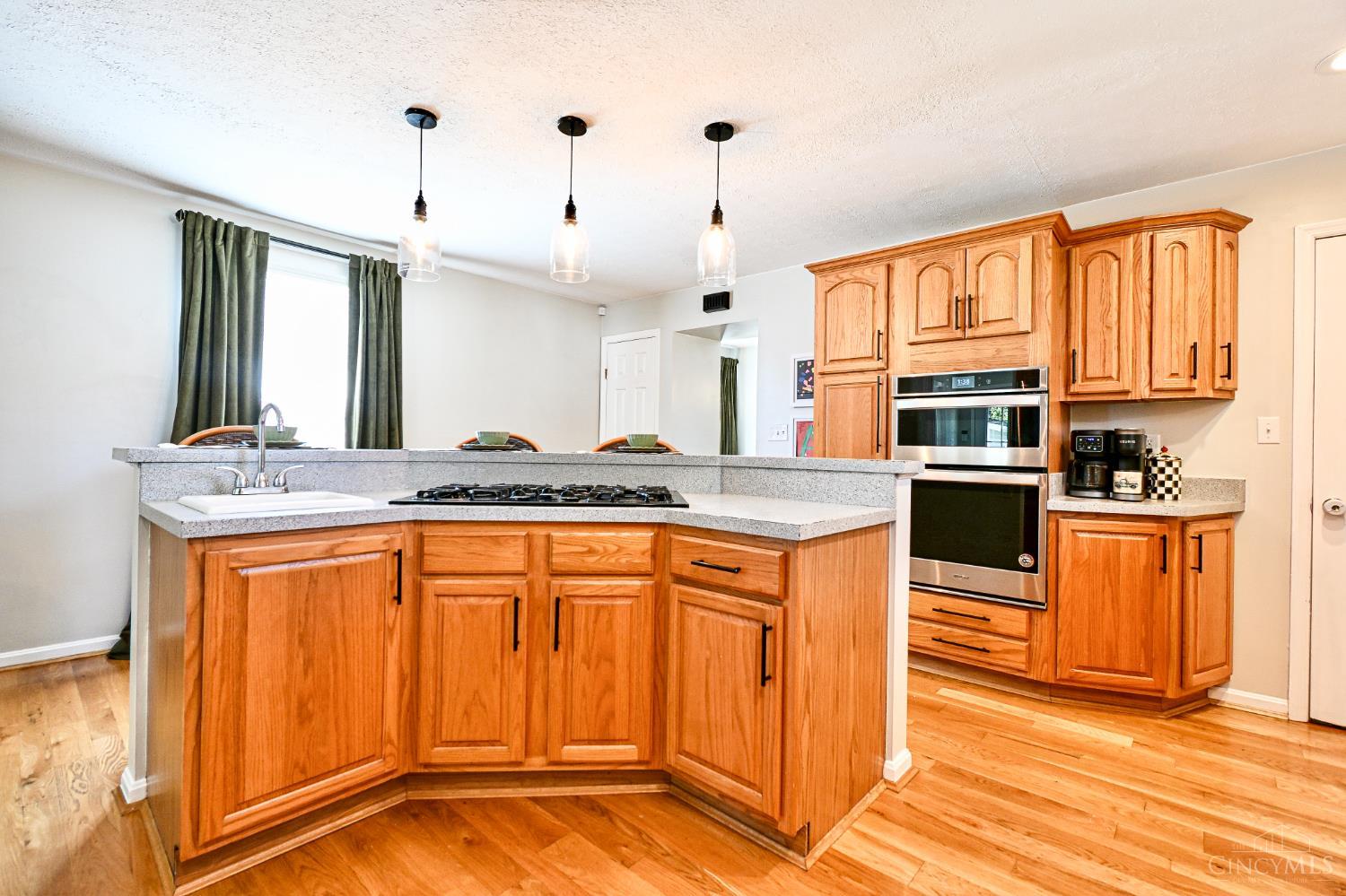 345 Cedar Drive