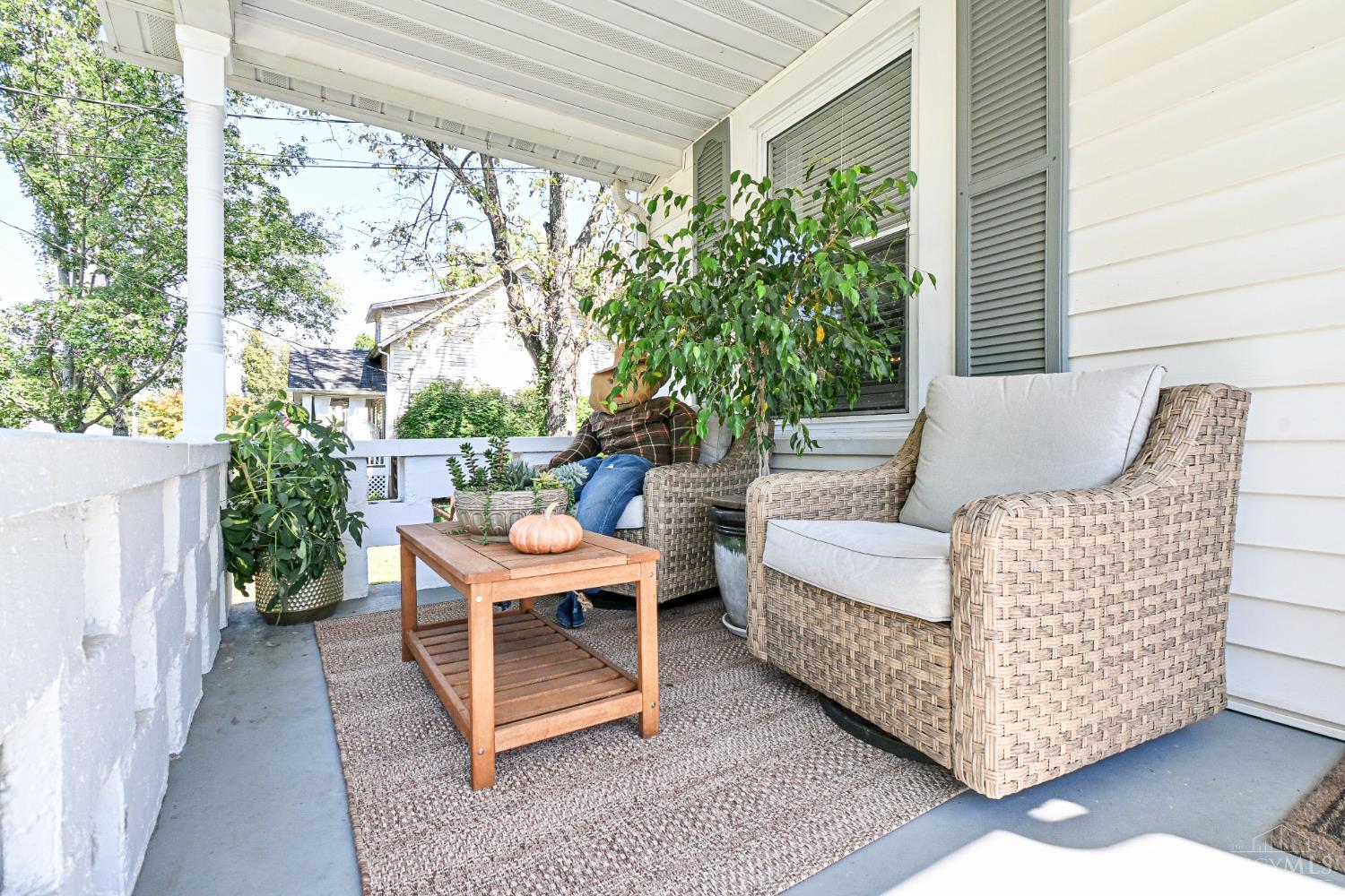 345 Cedar Drive