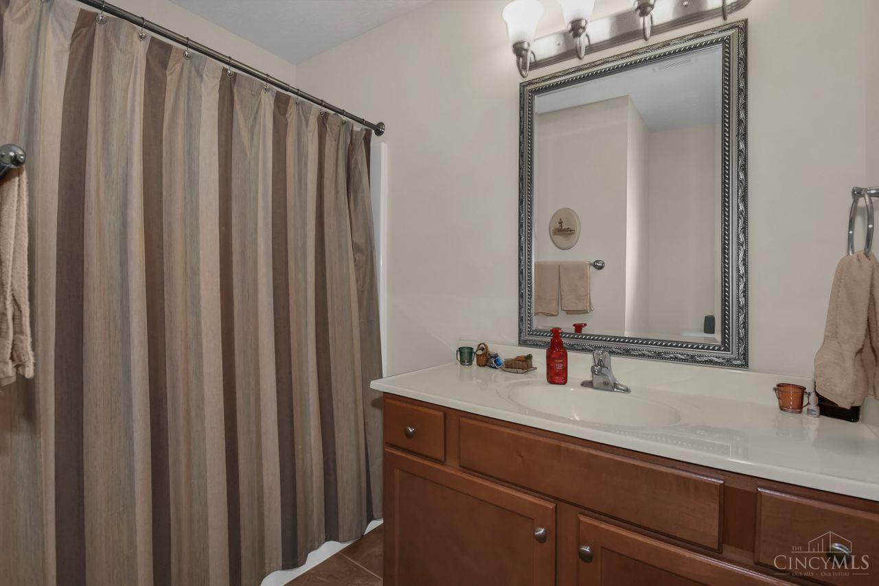 5887 Olde Winton Lane