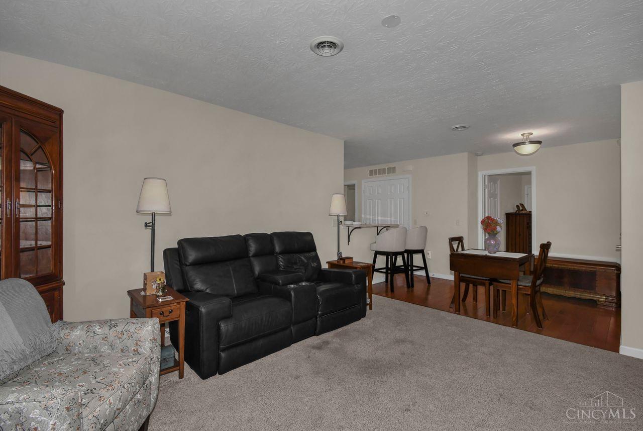 5887 Olde Winton Lane