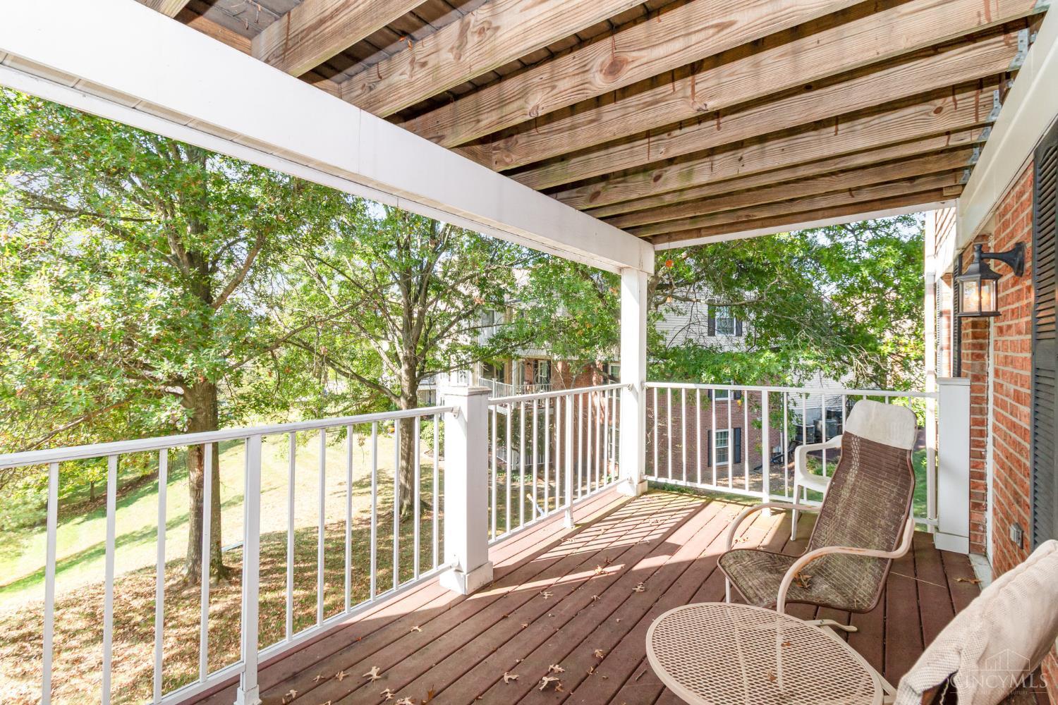 6295 Eagles Lake Drive 9