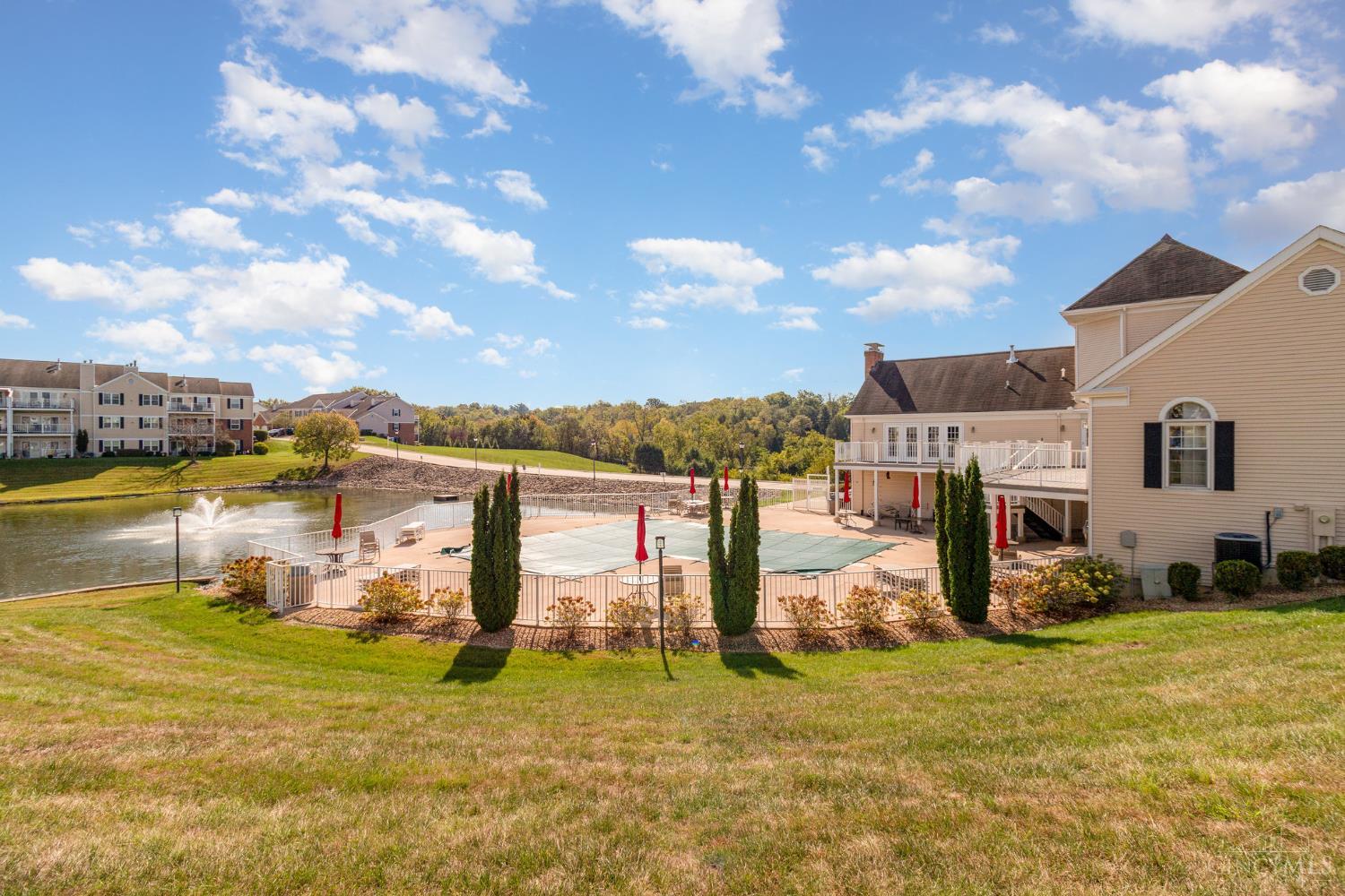 6295 Eagles Lake Drive 9
