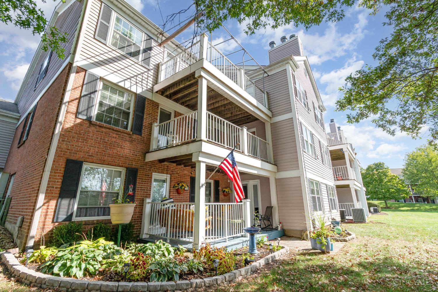 6295 Eagles Lake Drive 9