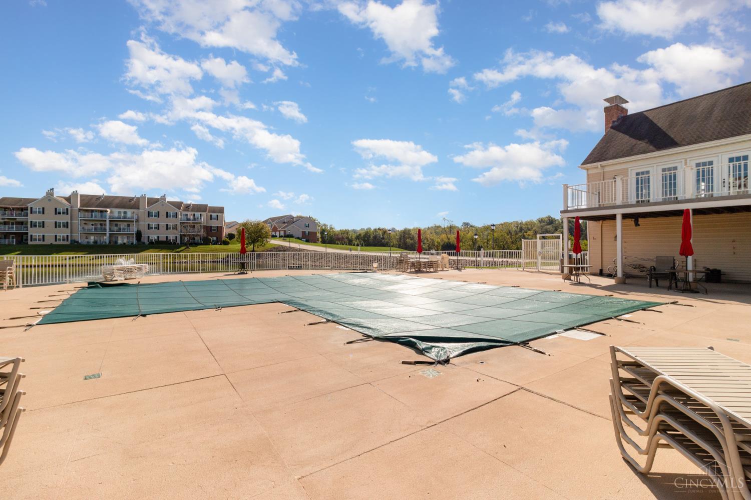 6295 Eagles Lake Drive 9