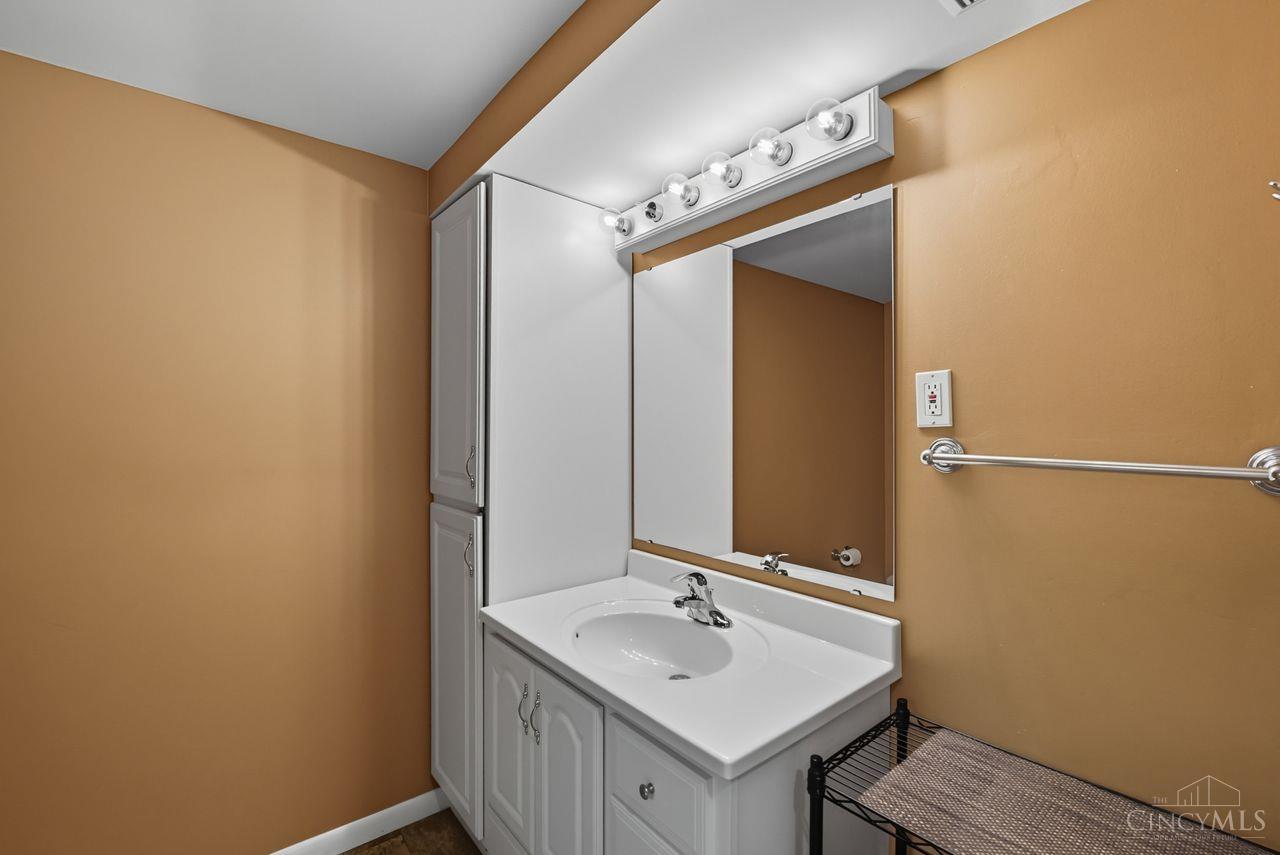 1204 Cedar Run Court