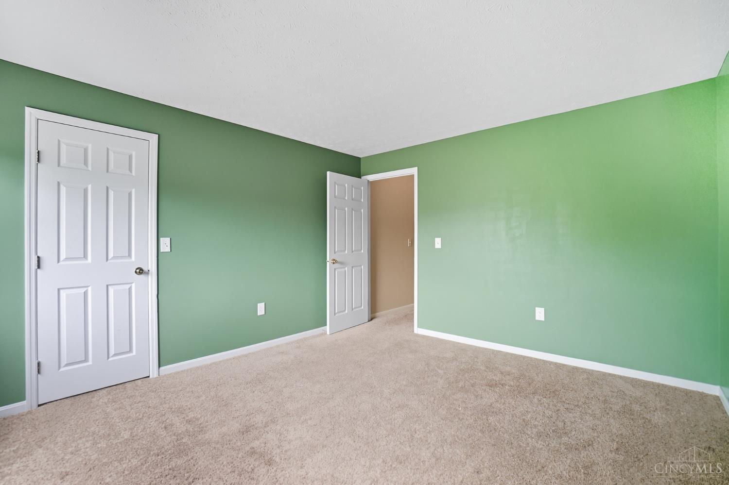 7392 Ridgepoint Drive 9