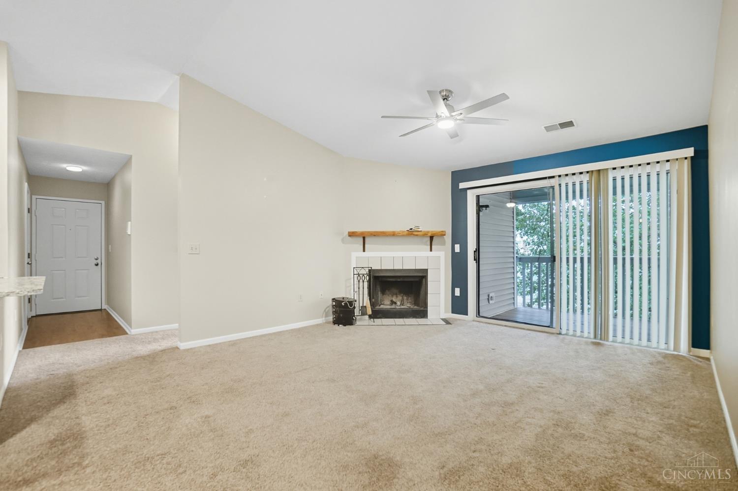 7392 Ridgepoint Drive 9