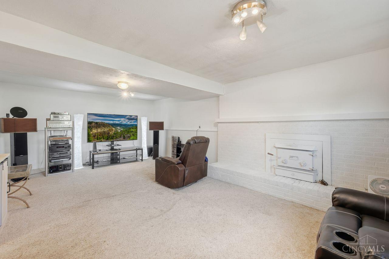 2869 Houston Road