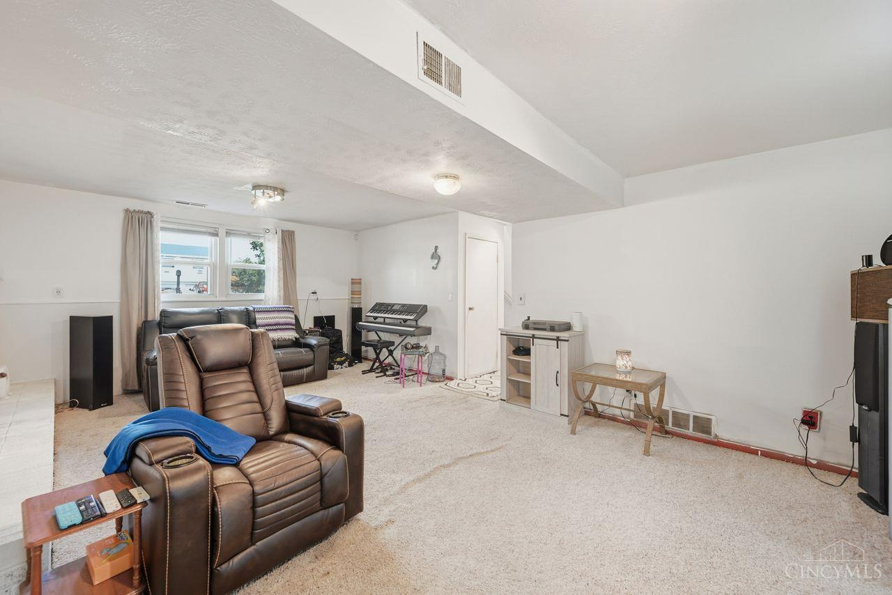 2869 Houston Road