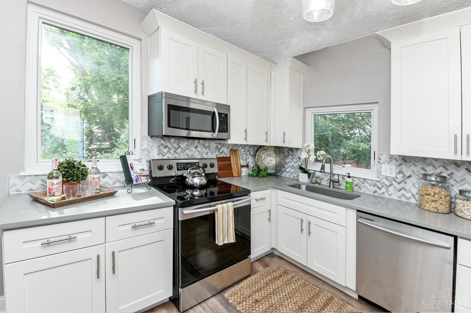 4609 Winona Terrace