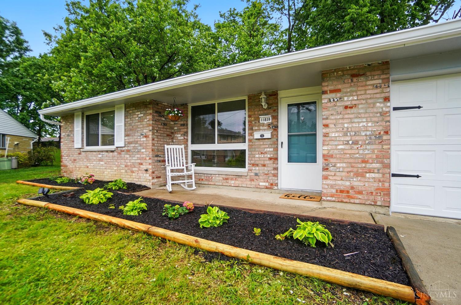 11839 Mangrove Lane