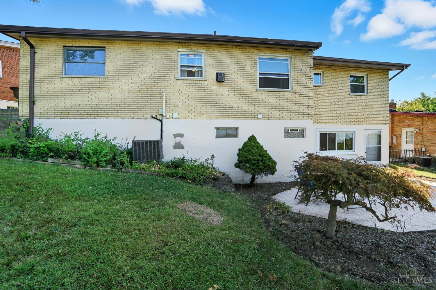 109 Calico Court